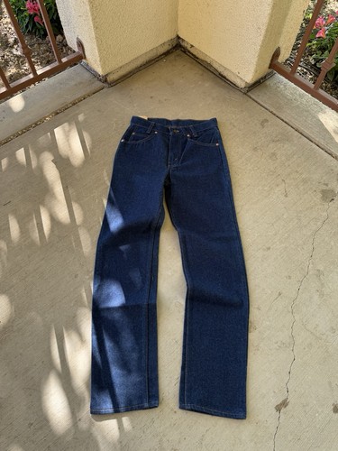 Vintage DSWT Levi’s Student Fit Straight Leg Denim Size 27 Waist