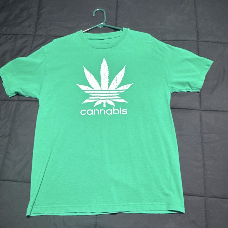 Cannabis Green Graphic Print Cannabis Leaf Crew Neck Men's T-Shirt L