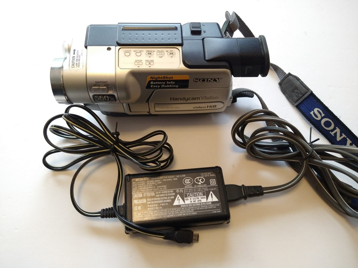 Sony CCD-TRV118 Hi8 8mm Video Camera Transfer Bundle Night Vision