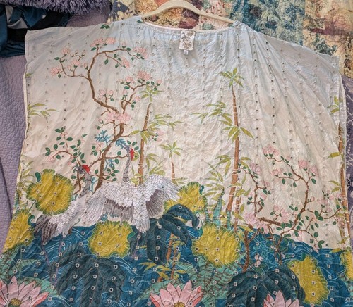 EUC Johnny Was 100% Silk Pribasa Eyelet Poncho Size L/XL Ret.$270 Crane Floral - Picture 16 of 19