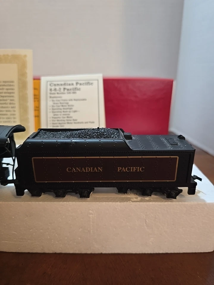 MANTUA HO SCALE 4-6-2 CANADIAN PACIFIC LOCOMOTIVE W/TENDER Heavy Brass/Plastic - Image 3 of 4