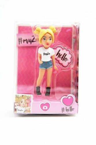 #myZoe Sammelpuppe in Pose #HELLO - Figur in Box, ca. 8cm von SIMBA Mädchen - Bild 1 von 1