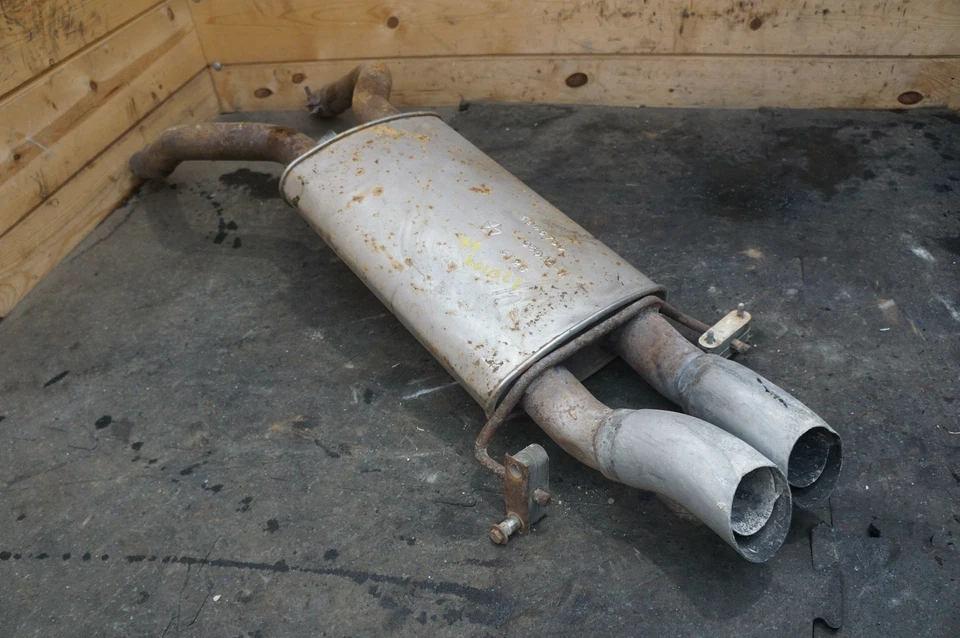 Muffler Exhuast Assembly OEM 5245788 Dodge Viper Gen 2 1996-02 *Bent* - Image 3 of 4