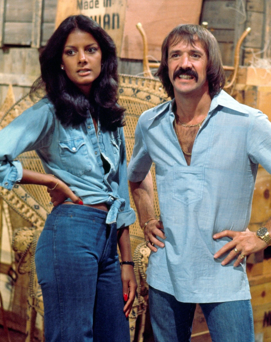 The Six Million Dollar Man TV SHOW PHOTO 97 SONNY BONO