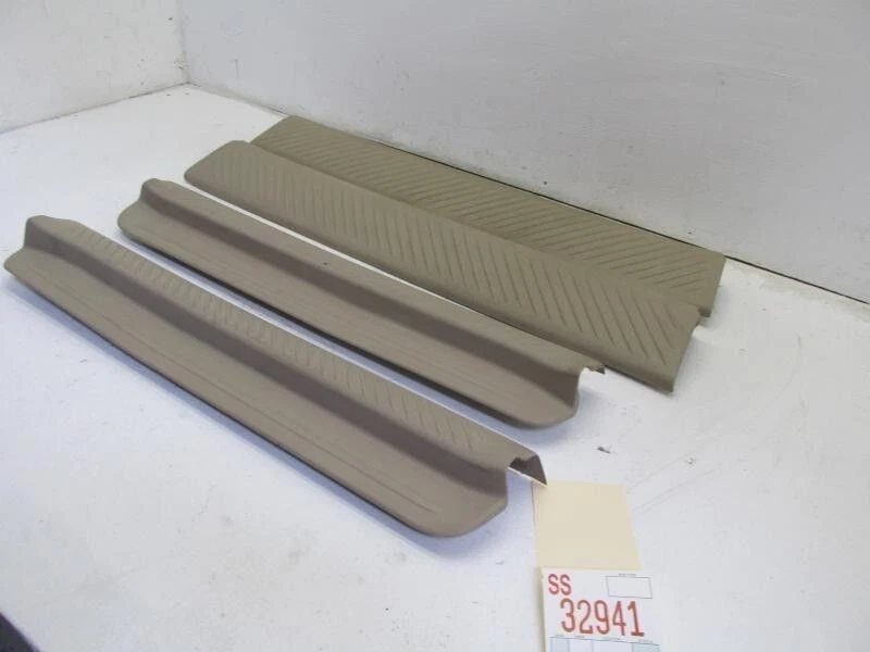 Placa de desgaste alféizar MPV 2004 2006 Mazda conductor pasajero piso delantero trasero estribo moldura Foto 2 de 4