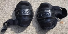 SKATE GEAR PAIR KNEE PADS SZ L BLK Lt Weight