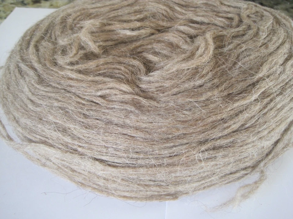 Hilo de lana bronceado círculo nuevo Foto 2 de 4