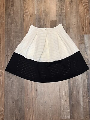 Mi Ami Francescas Textured Skirt Womens Small Color Block Black White Pleated