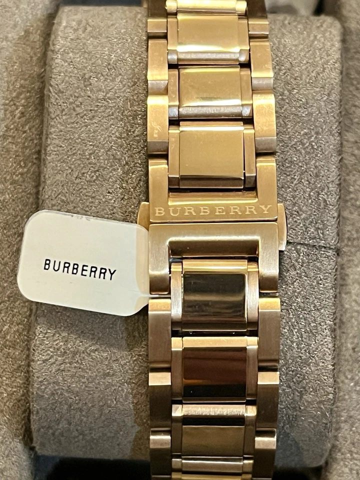 Reloj Burberry The City BU9703 oro rosa Foto 3 de 3