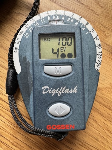 Gossen Digiflash Belichtungsmesser, Etui, Batterie, Trageleine - Bild 2 von 4