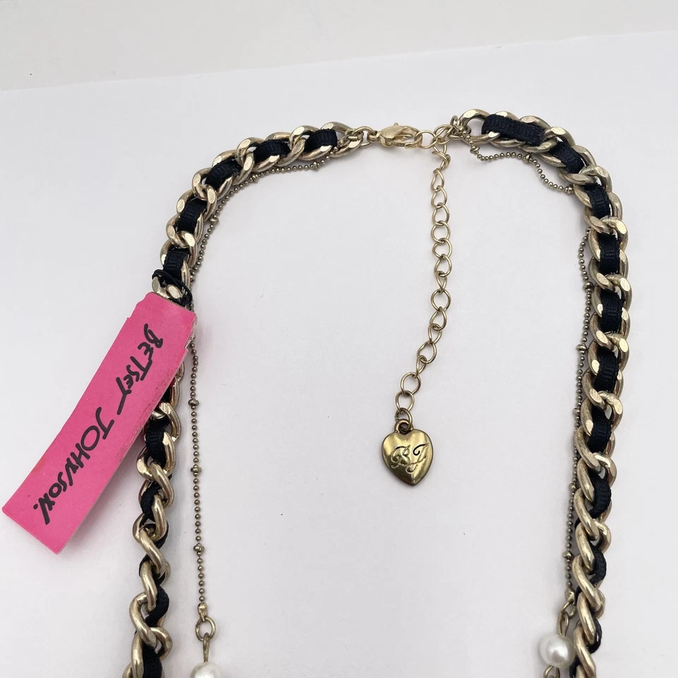 Betsey Johnson Necklace Daisy Flower Pendant Bow Chain Pearl Black Gold 2015 Tag - Image 4 of 4