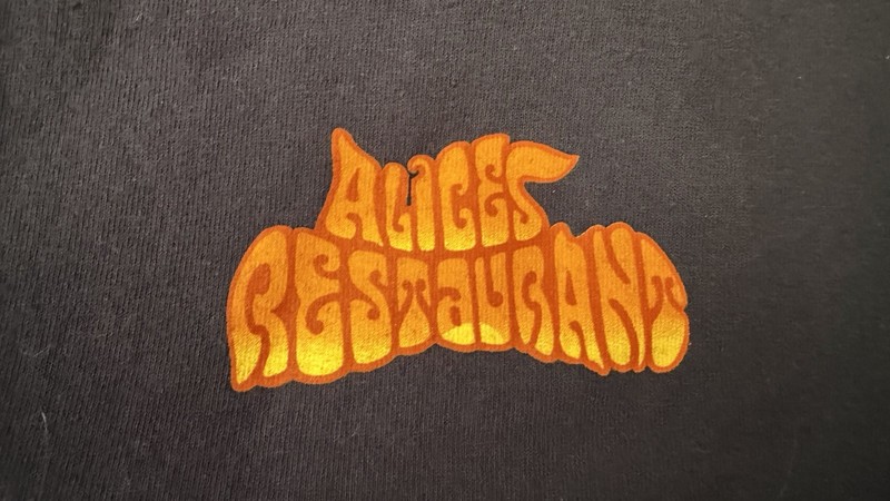 Alice’s Restaurant Official T-Shirt 2XL biker Harley Davidson Arlo Guthrie