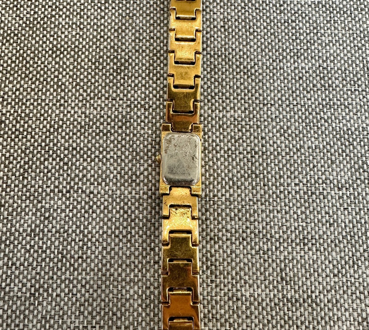 Bulova C860467 Gold Wrist Watch Needs Battery | eBay