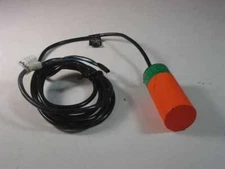 Efector KB-3020-BPKG Proximity Sensor Switch for Industrial Automation Control