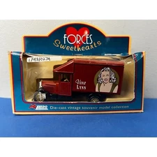 LLEDO - Diecast 1935 Morris Parcels van  WWII Forces Sweethearts, Vera Lynn