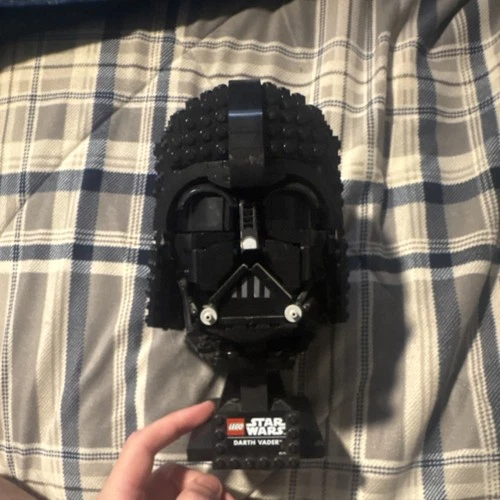 LEGO Star Wars Darth Vader Helmet Set 75304, 834 Pieces, Complete