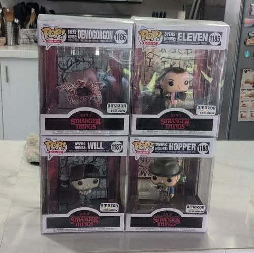 Funko Pop! Deluxe Stranger Things Byers House Amazon #1185-1188. + Pop protector
