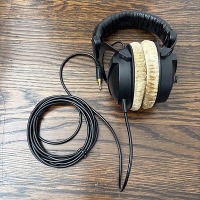 Beyerdynamic DT 770 Pro Headphones 80 Ohm Over-Ear