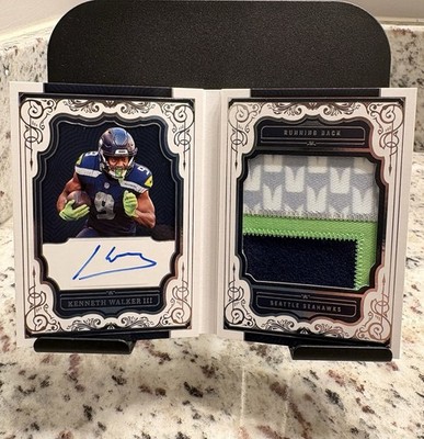 2022 Panini National Treasures -Kenneth Walker III Booklet RPA #RFE-KW /99 AU,RC