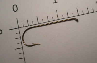 100 MUSTAD STREAMER HOOKS #1 FLY TYING ABERDEEN EX FINE WIRE T.D. BALL-EYE 32810