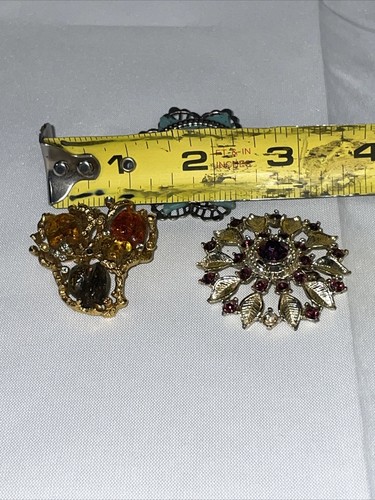 VINTAGE Coro Crescent Shape Enamel Floral Pin Orange Coral PLUS BROOCH PIN LOT - Picture 10 of 11
