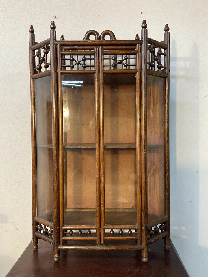 Antiguo gabinete de pared colgante de roble victoriano palo bola curiosidad Eastlake 1890 original Foto 2 de 4