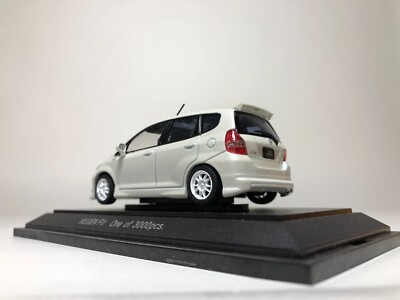 エブロ MUGEN Honda Fit PEARL WHITE 1/43 s-l400.jpg