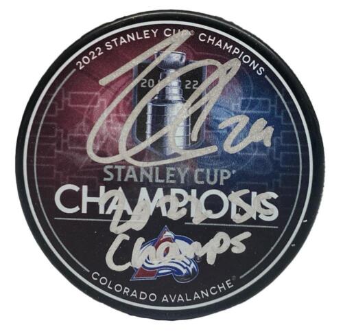NATHAN MACKINNON Autographed 2022 SC Champs Stanley Cup Champ Logo Puck FANATICS - Picture 1 of 3