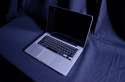 Apple Macbook Pro 13