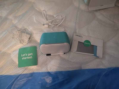 Cricut Joy Electronic Die Cutting Machine w/ Power Adapter and all essentials