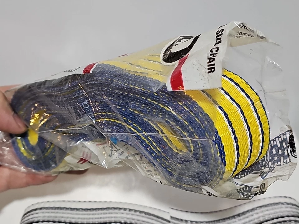 Lote de re-tejido de silla de césped vintage ver fotos. Foto 4 de 4