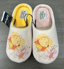 BRAND NEW Ground Up Women's Winnie the Pooh Slippers. SIZE 5-6