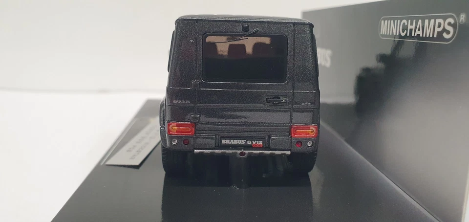 1/43 MERCEDES-BENZ BRABUS G V12 WIDESTAR G-CLASS 2010 MINICHAMPS 437032300 - Image 4 of 4