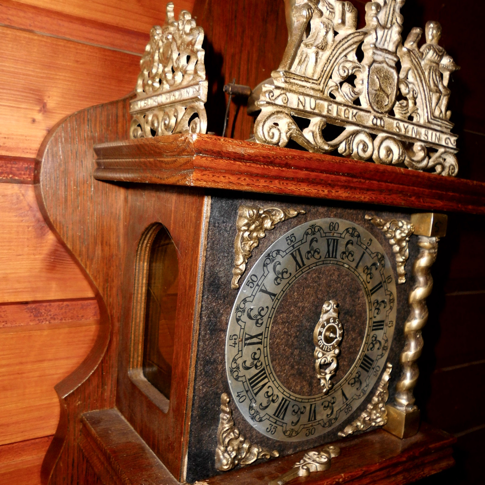 BIG Vintage Wall Clock DUTCH ZAANSE ZAANDAM stoelklok for REPAIR parts