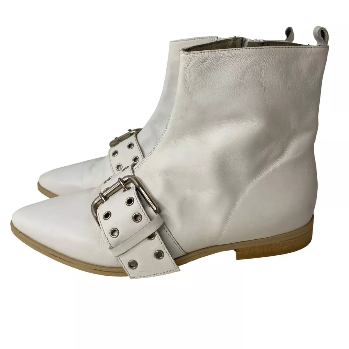 Barneys New York white ankle buckle boots moto zip steampunk Italy
