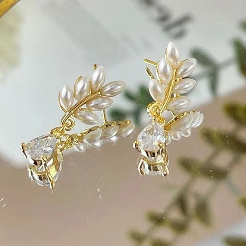 Women's Elegant Simple Style Crystal Drop Earrings Jewelry - Picture 3 of 6