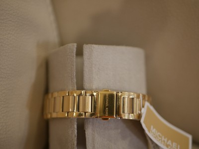 NEW Michael Kors Women 