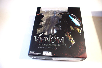 MARVEL VENOM FIGURE BANDAI