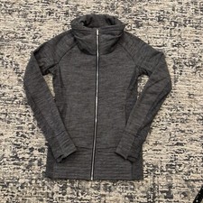 Lululemon Radiant Jacket II Women s 6 Full Zip Soft Warm Comfort W4BEQS 118