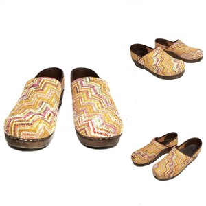 sanita fabric clogs