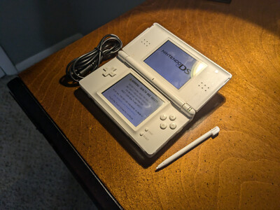 Nintendo DS Lite Handheld Console with Stylus and Charger - White