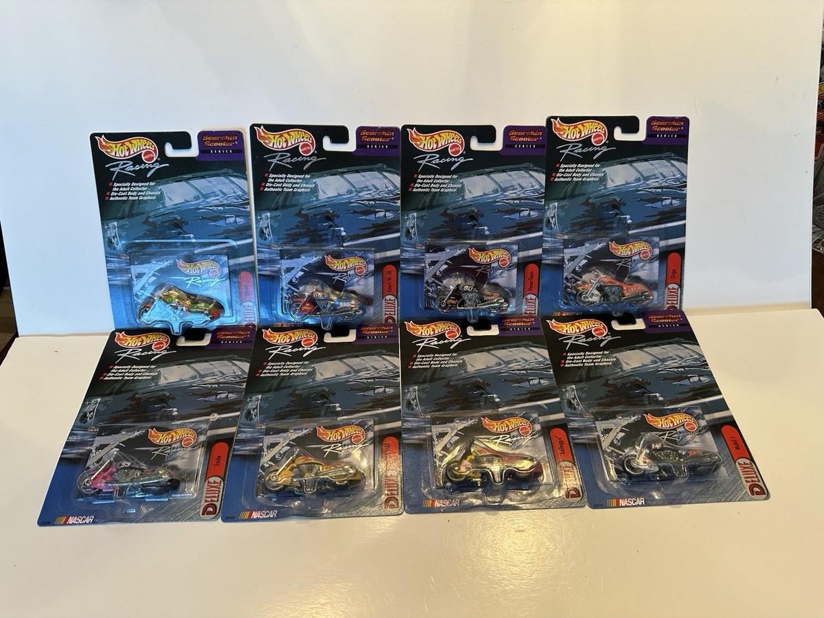 Hot Wheels Racing 2000 Motorcycle Scorchin Scooter Series Lot Of 8