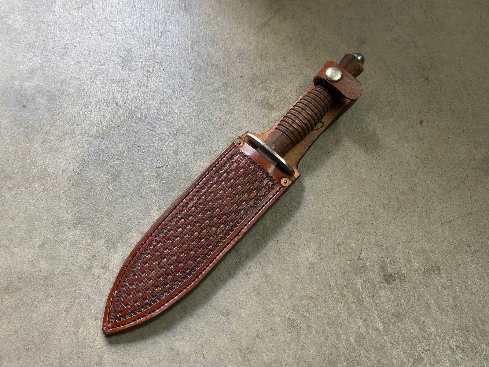 Fox Dagger Fox Knives Fairbairn Sykes Dagger FX-593 N690Co Blade w/ Custom Leather ...