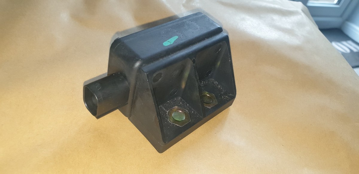 MERCEDES Ml 270 W163 ESP Yaw Rate Sensor A0025427218 for