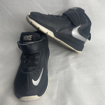 Nike Team Hustle D7 Shoe Boys US 6C EU 22 Black Silver Basketball Toddler Street