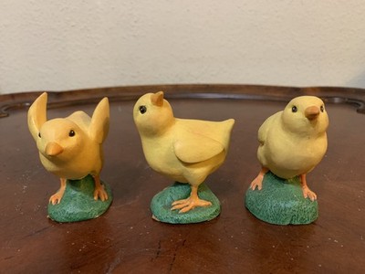 Dept 56 Baby Chick Yellow on Green Stand 3'' Figurine 56.26838 Set/3 Philippines