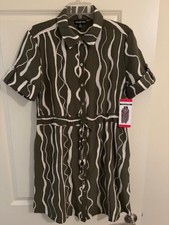 NWT Women's Halston Printed SS Button Down Shirt Dress Size Medium Green Pockets