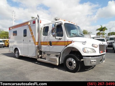Freightliner M2 Ambulance Rescue Vehicle AEV Ambulance