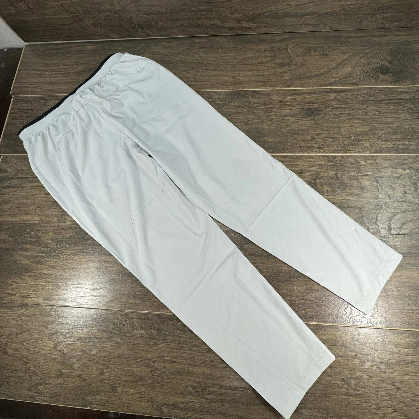 fabletics fundamental golf workout athletic pants