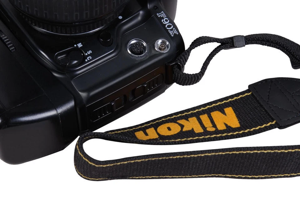 Shoulder/Neck Sling Strap Belt for Nikon Camera D7000/D5000/D3100/D3000/D90/D70S - Image 4 of 4